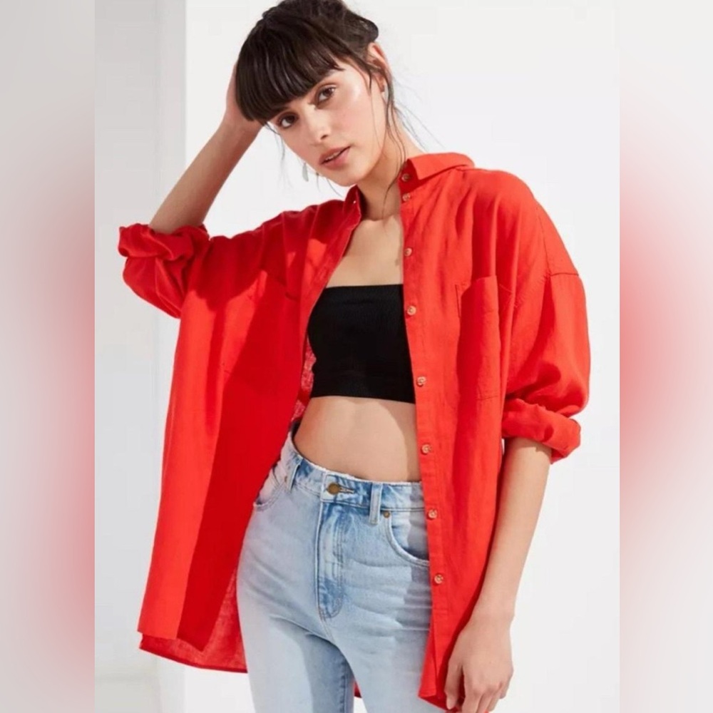 Urban Outfitters - Gracie Oversized Button Down Long Sleeve Blouse Size Medium